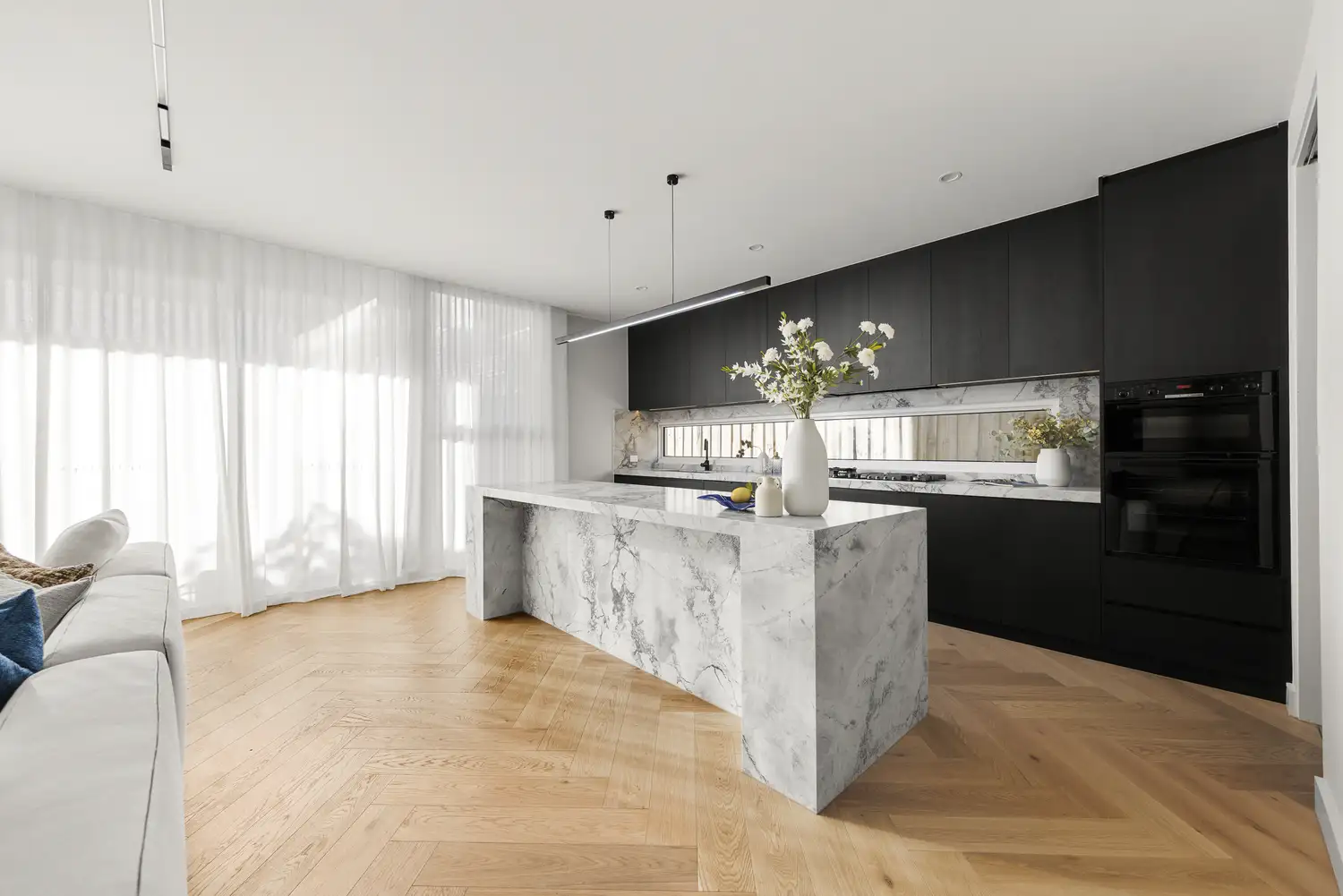 Black & Marble Galley